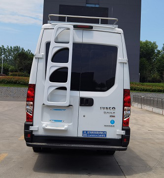 程力依維柯CLW5050XJC6流動檢測車