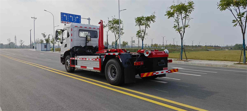 東風(fēng)天錦18噸新能源建筑垃圾勾臂垃圾車廠家直銷