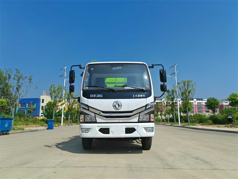 東風(fēng)多利卡6方餐廚垃圾車(chē)專(zhuān)業(yè)級(jí)城市環(huán)保利器