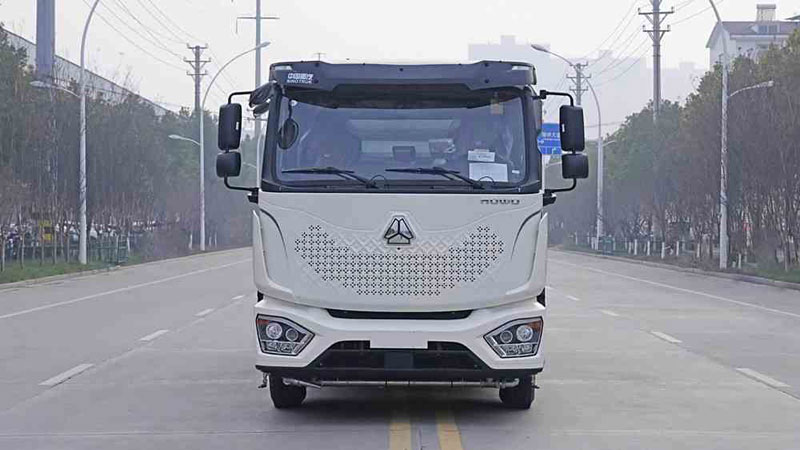 重汽豪沃MATE5100軸距濰柴240馬力-單橋16方洗掃車