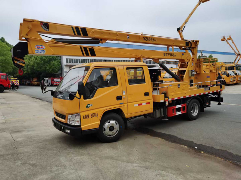 ?江鈴順達雙排座16米/17.5米折疊臂黃牌高空作業(yè)車