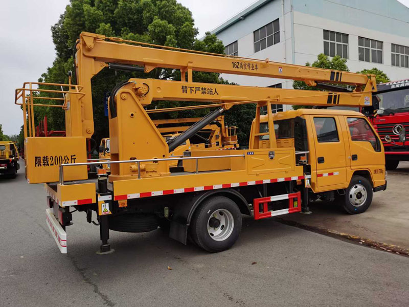 ?江鈴順達雙排座16米/17.5米折疊臂黃牌高空作業(yè)車