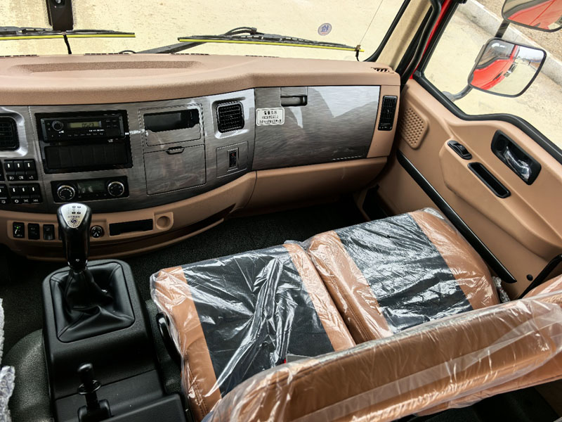 東風(fēng)錦程V6提升橋隨車吊專用底盤