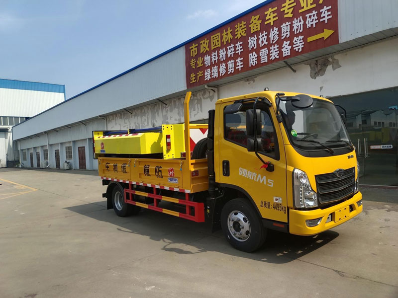 程力重工福田領(lǐng)航M5防撞車100K